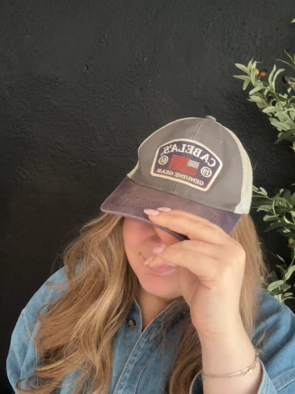 Gabelas Gray & Navy Kids' Mesh Trucker Hat